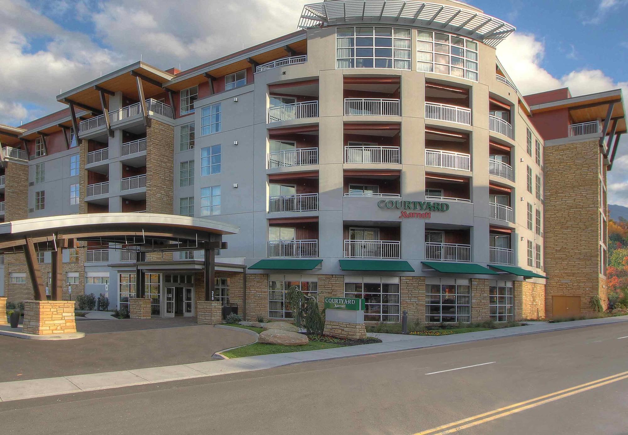 Courtyard By Marriott Gatlinburg Downtown Ξενοδοχείο Εξωτερικό φωτογραφία